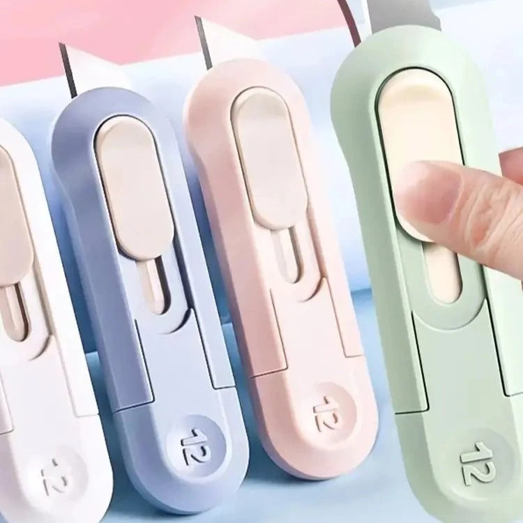 Minimalist Retractable Knife